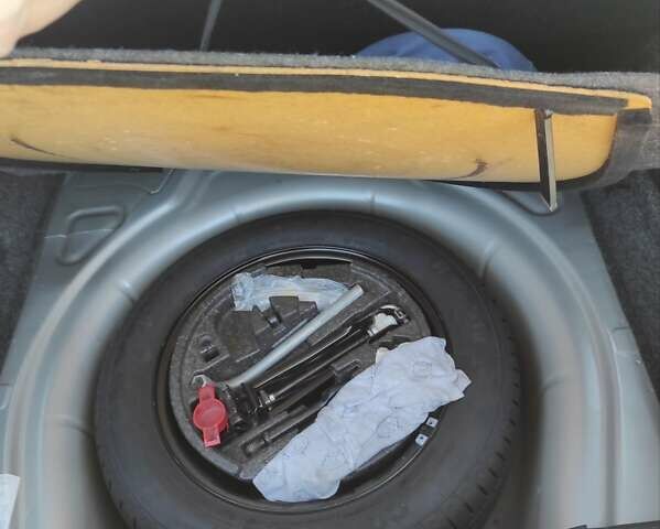 Сірий Шкода Октавія, об'ємом двигуна 1.6 л та пробігом 268 тис. км за 8700 $, фото 18 на Automoto.ua