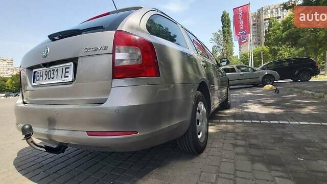 Серый Шкода Октавия, объемом двигателя 1.6 л и пробегом 270 тыс. км за 9100 $, фото 49 на Automoto.ua
