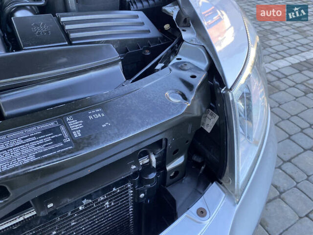 Серый Шкода Октавия, объемом двигателя 1.6 л и пробегом 225 тыс. км за 7999 $, фото 90 на Automoto.ua