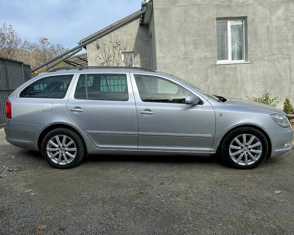 Серый Шкода Октавия, объемом двигателя 1.6 л и пробегом 308 тыс. км за 9700 $, фото 2 на Automoto.ua