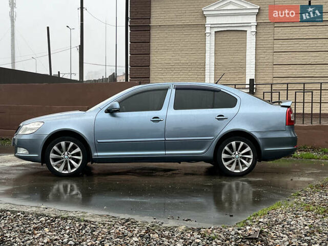 Серый Шкода Октавия, объемом двигателя 1.8 л и пробегом 280 тыс. км за 7900 $, фото 2 на Automoto.ua