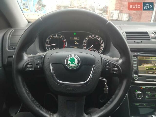 Серый Шкода Октавия, объемом двигателя 1.8 л и пробегом 208 тыс. км за 9500 $, фото 9 на Automoto.ua