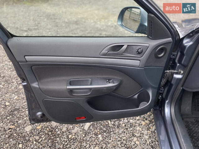 Сірий Шкода Октавія, об'ємом двигуна 1.6 л та пробігом 182 тис. км за 7900 $, фото 13 на Automoto.ua