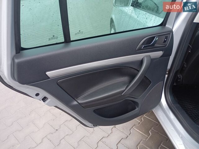 Сірий Шкода Октавія, об'ємом двигуна 1.6 л та пробігом 247 тис. км за 7999 $, фото 18 на Automoto.ua