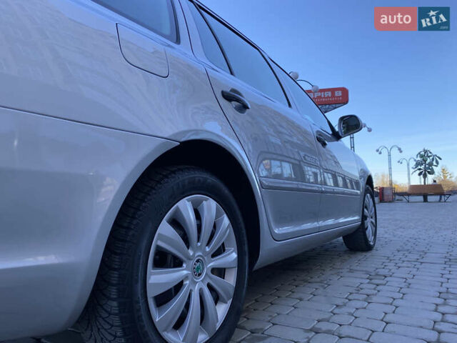 Серый Шкода Октавия, объемом двигателя 1.6 л и пробегом 225 тыс. км за 7999 $, фото 25 на Automoto.ua