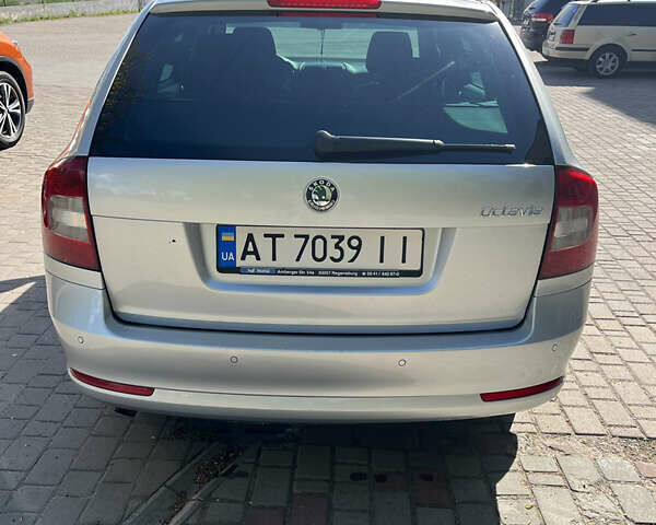 Серый Шкода Октавия, объемом двигателя 1.99 л и пробегом 268 тыс. км за 9000 $, фото 1 на Automoto.ua