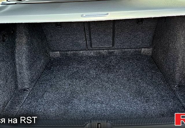 Сірий Шкода Октавія, об'ємом двигуна 2 л та пробігом 140 тис. км за 8300 $, фото 7 на Automoto.ua