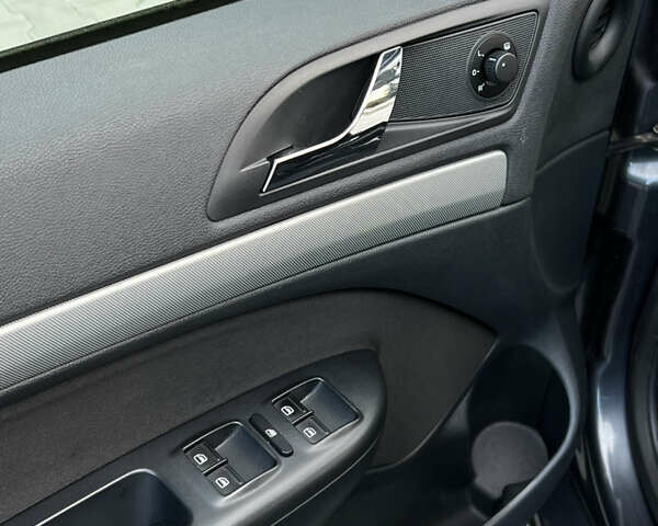 Серый Шкода Октавия, объемом двигателя 0 л и пробегом 255 тыс. км за 7399 $, фото 25 на Automoto.ua