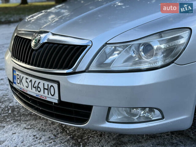 Сірий Шкода Октавія, об'ємом двигуна 1.6 л та пробігом 300 тис. км за 6700 $, фото 6 на Automoto.ua