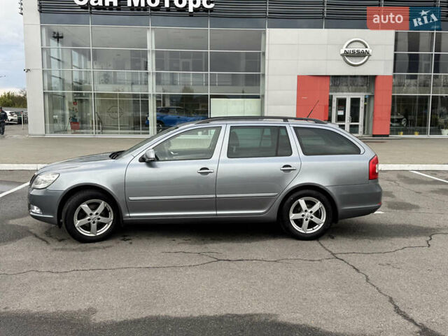 Серый Шкода Октавия, объемом двигателя 1.6 л и пробегом 213 тыс. км за 8750 $, фото 3 на Automoto.ua