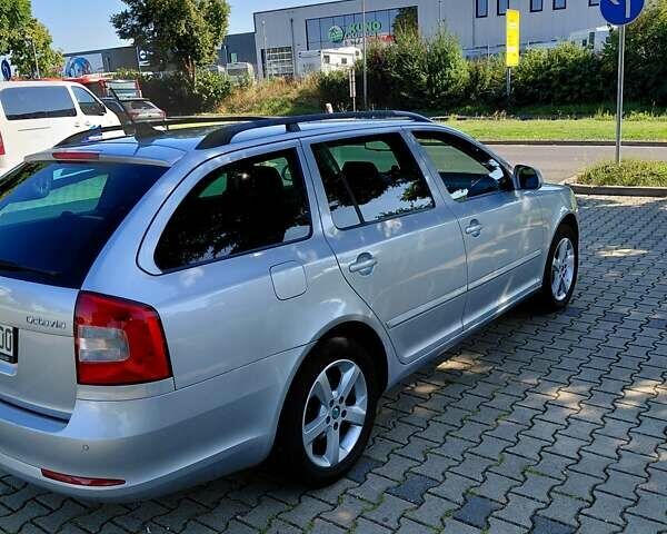 Серый Шкода Октавия, объемом двигателя 2.01 л и пробегом 262 тыс. км за 10500 $, фото 6 на Automoto.ua