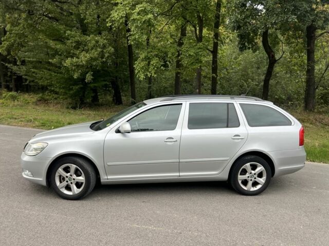 Шкода Октавия 2012 в Луцке на Automoto.ua Серый Шкода Октавия, объемом двигателя 2 л и пробегом 314 тыс. км за 9400 $, фото 3 на Automoto.ua
