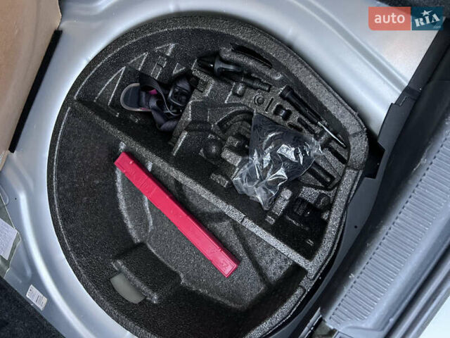 Серый Шкода Октавия, объемом двигателя 1.97 л и пробегом 254 тыс. км за 11999 $, фото 54 на Automoto.ua