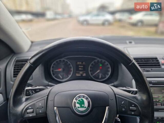 Серый Шкода Октавия, объемом двигателя 2 л и пробегом 284 тыс. км за 11450 $, фото 41 на Automoto.ua