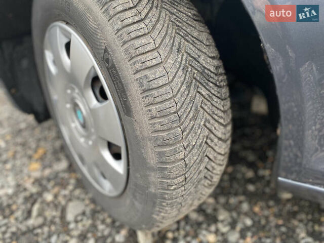 Сірий Шкода Октавія, об'ємом двигуна 1.6 л та пробігом 182 тис. км за 7900 $, фото 12 на Automoto.ua