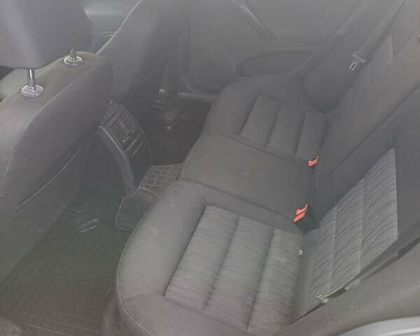 Серый Шкода Октавия, объемом двигателя 1.6 л и пробегом 349 тыс. км за 9000 $, фото 6 на Automoto.ua