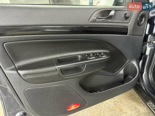 Сірий Шкода Октавія, об'ємом двигуна 2 л та пробігом 270 тис. км за 12000 $, фото 94 на Automoto.ua