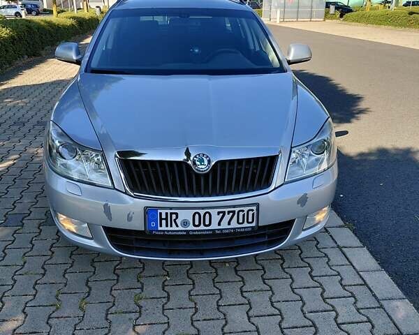 Серый Шкода Октавия, объемом двигателя 2.01 л и пробегом 262 тыс. км за 10500 $, фото 2 на Automoto.ua