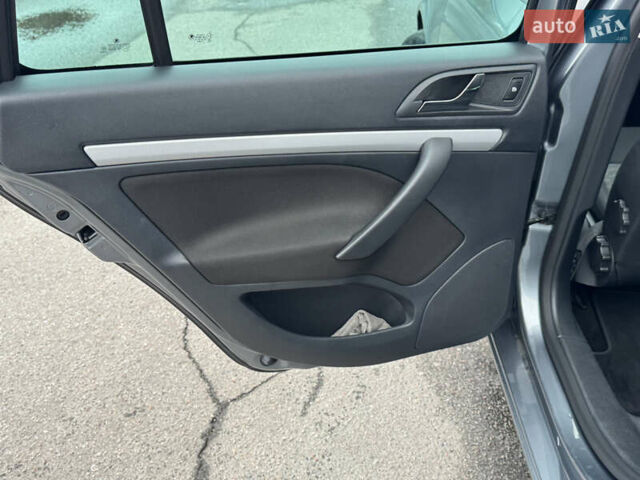 Серый Шкода Октавия, объемом двигателя 1.6 л и пробегом 213 тыс. км за 8750 $, фото 22 на Automoto.ua