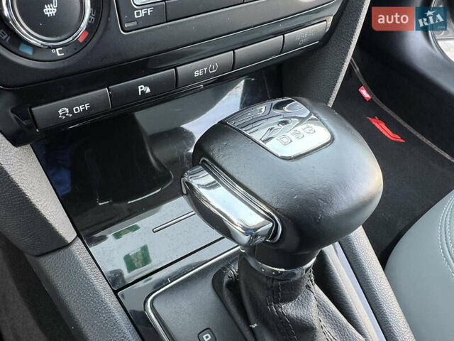 Серый Шкода Октавия, объемом двигателя 2 л и пробегом 191 тыс. км за 11850 $, фото 74 на Automoto.ua