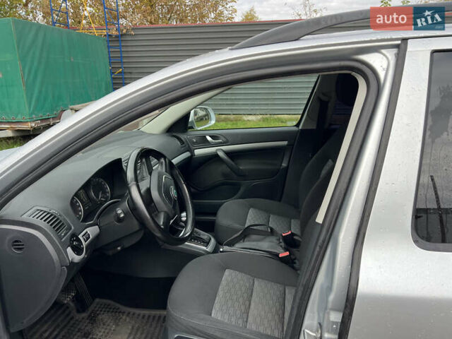 Серый Шкода Октавия, объемом двигателя 1.6 л и пробегом 204 тыс. км за 8500 $, фото 28 на Automoto.ua