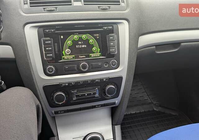 Сірий Шкода Октавія, об'ємом двигуна 1.6 л та пробігом 224 тис. км за 7800 $, фото 16 на Automoto.ua