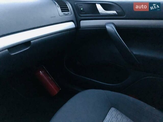 Сірий Шкода Октавія, об'ємом двигуна 1.6 л та пробігом 315 тис. км за 8000 $, фото 36 на Automoto.ua