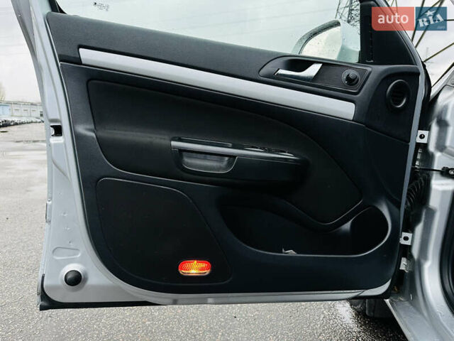 Сірий Шкода Октавія, об'ємом двигуна 1.39 л та пробігом 201 тис. км за 8200 $, фото 15 на Automoto.ua