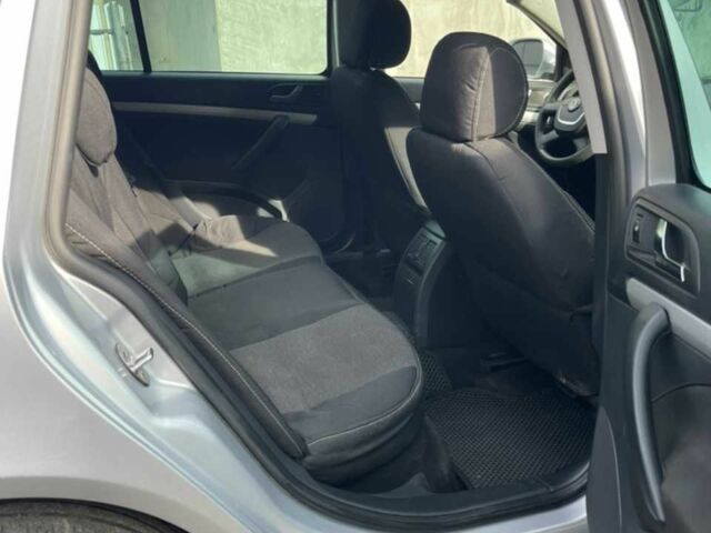 Серый Шкода Октавия, объемом двигателя 1.6 л и пробегом 309 тыс. км за 9100 $, фото 6 на Automoto.ua