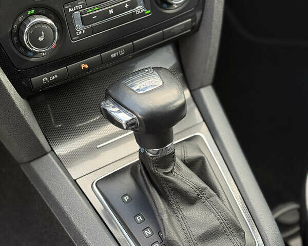 Серый Шкода Октавия, объемом двигателя 1.97 л и пробегом 270 тыс. км за 11100 $, фото 52 на Automoto.ua