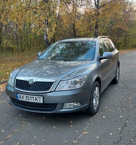 Серый Шкода Октавия, объемом двигателя 1.6 л и пробегом 256 тыс. км за 9000 $, фото 9 на Automoto.ua