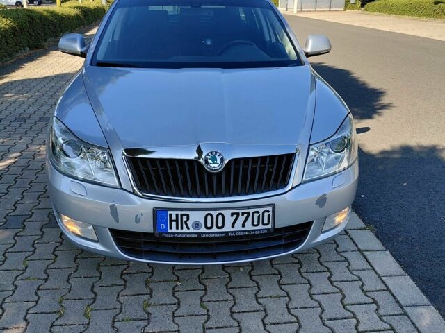 Серый Шкода Октавия, объемом двигателя 0 л и пробегом 261 тыс. км за 11200 $, фото 3 на Automoto.ua