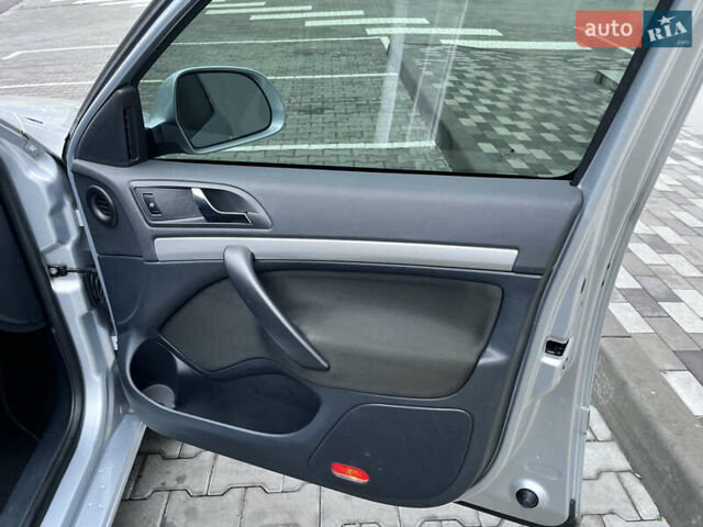 Серый Шкода Октавия, объемом двигателя 1.8 л и пробегом 217 тыс. км за 9500 $, фото 15 на Automoto.ua
