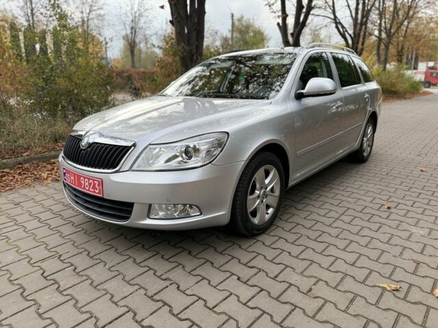 Серый Шкода Октавия, объемом двигателя 1.4 л и пробегом 195 тыс. км за 7600 $, фото 1 на Automoto.ua