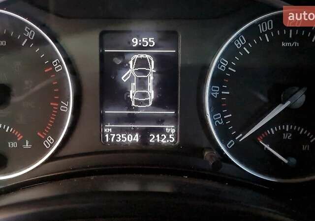 Сірий Шкода Октавія, об'ємом двигуна 1.2 л та пробігом 176 тис. км за 8900 $, фото 5 на Automoto.ua