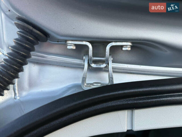 Серый Шкода Октавия, объемом двигателя 0 л и пробегом 147 тыс. км за 8499 $, фото 104 на Automoto.ua