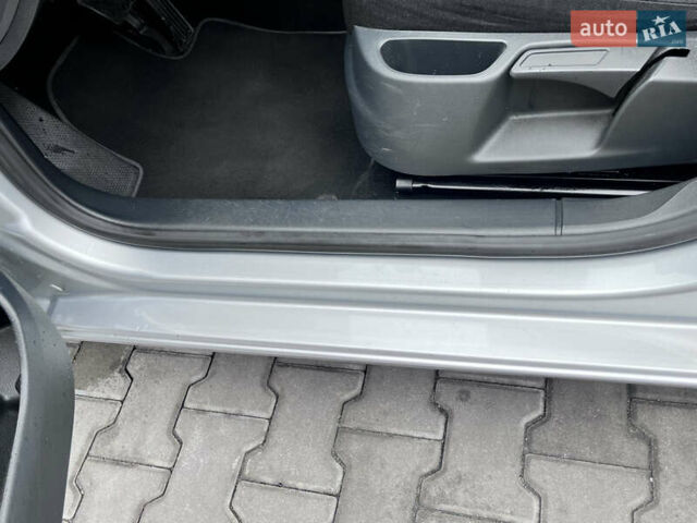Серый Шкода Октавия, объемом двигателя 1.8 л и пробегом 217 тыс. км за 9500 $, фото 12 на Automoto.ua