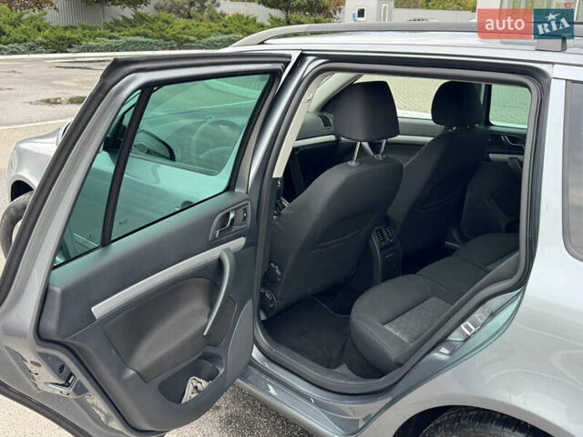 Серый Шкода Октавия, объемом двигателя 1.6 л и пробегом 213 тыс. км за 8750 $, фото 19 на Automoto.ua