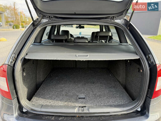 Серый Шкода Октавия, объемом двигателя 1.97 л и пробегом 270 тыс. км за 11100 $, фото 56 на Automoto.ua