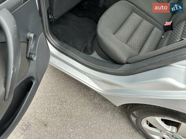 Серый Шкода Октавия, объемом двигателя 1.6 л и пробегом 215 тыс. км за 7999 $, фото 54 на Automoto.ua