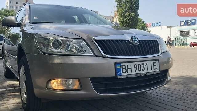 Серый Шкода Октавия, объемом двигателя 1.6 л и пробегом 270 тыс. км за 9100 $, фото 34 на Automoto.ua