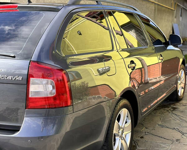 Сірий Шкода Октавія, об'ємом двигуна 1.6 л та пробігом 286 тис. км за 8200 $, фото 4 на Automoto.ua