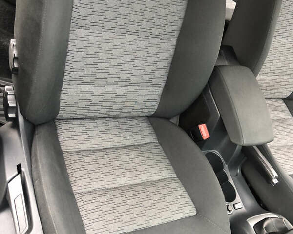 Серый Шкода Октавия, объемом двигателя 1.97 л и пробегом 247 тыс. км за 8700 $, фото 14 на Automoto.ua