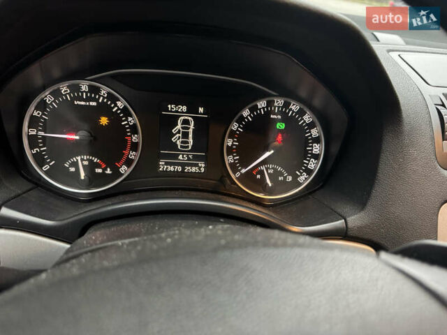 Серый Шкода Октавия, объемом двигателя 1.6 л и пробегом 273 тыс. км за 8300 $, фото 13 на Automoto.ua