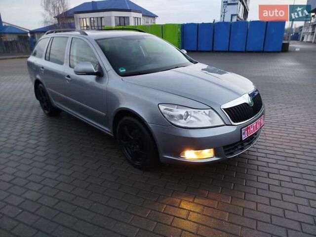 Серый Шкода Октавия, объемом двигателя 1.4 л и пробегом 206 тыс. км за 6800 $, фото 2 на Automoto.ua