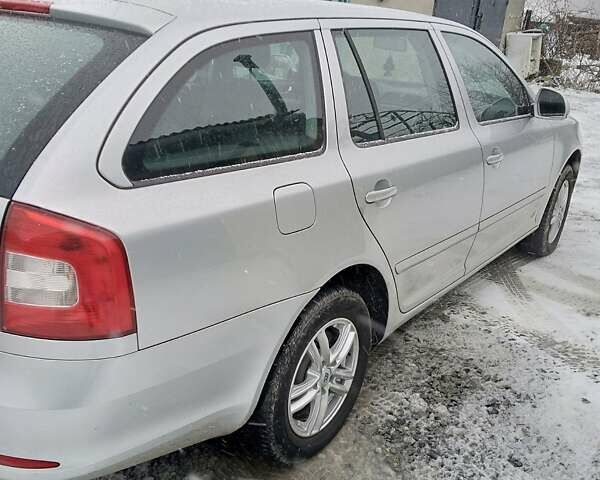 Серый Шкода Октавия, объемом двигателя 1.8 л и пробегом 176 тыс. км за 7600 $, фото 5 на Automoto.ua