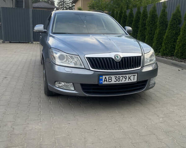 Серый Шкода Октавия, объемом двигателя 1.6 л и пробегом 280 тыс. км за 7350 $, фото 4 на Automoto.ua