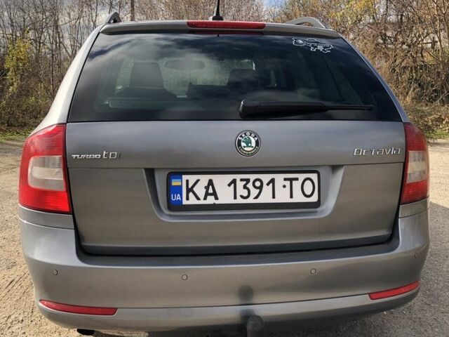 Сірий Шкода Октавія, об'ємом двигуна 1.6 л та пробігом 240 тис. км за 8900 $, фото 4 на Automoto.ua