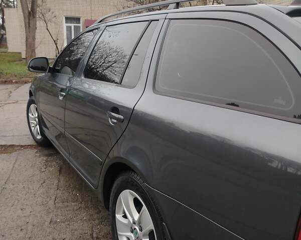 Сірий Шкода Октавія, об'ємом двигуна 1.6 л та пробігом 245 тис. км за 8500 $, фото 6 на Automoto.ua