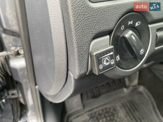 Сірий Шкода Октавія, об'ємом двигуна 1.6 л та пробігом 182 тис. км за 7900 $, фото 15 на Automoto.ua